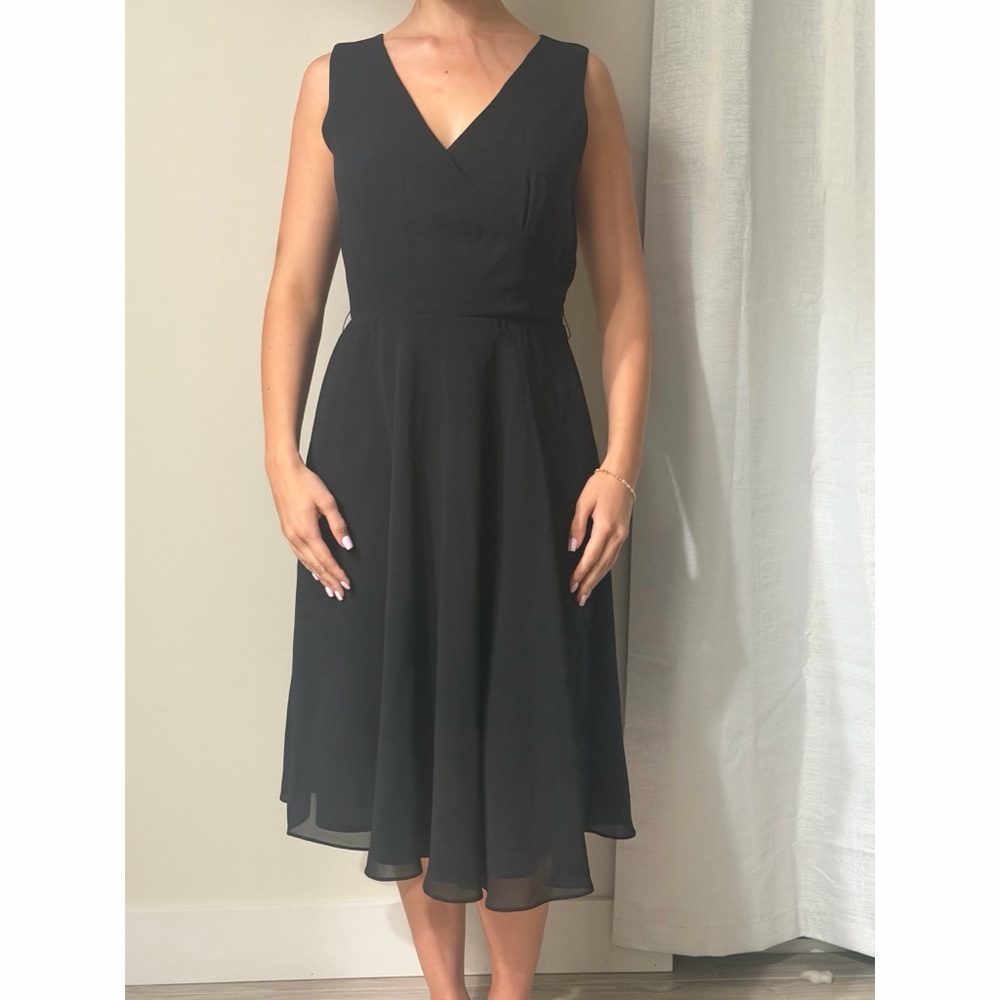 Bahari Black Sleeveless V-Neck Midi Dress